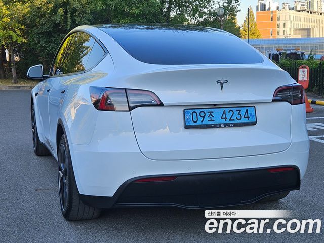Tesla Model Y Standard Range RWD 2021 — фото 6