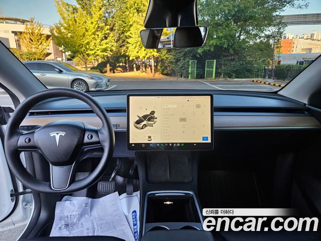Tesla Model Y Standard Range RWD 2021 — фото 10