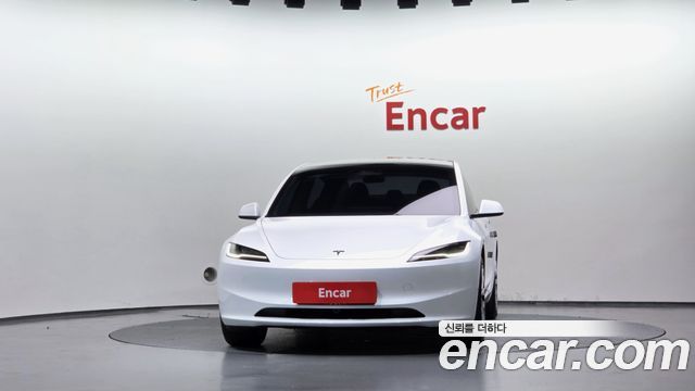 Tesla Model 3 Premium Long Range RWD 2026 — фото 3