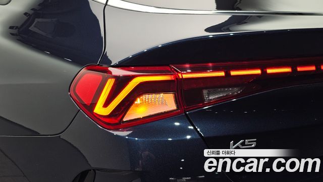 Kia K5 Hybrid (III) Prestige 2023 — фото 23