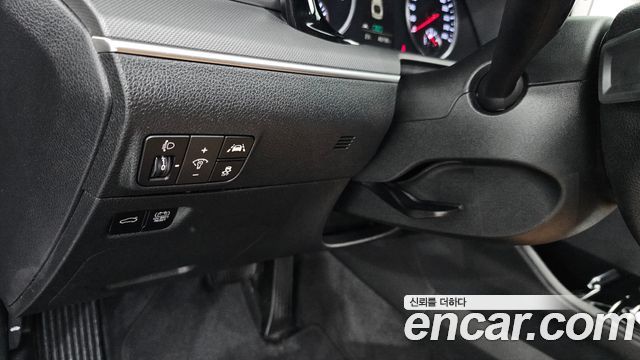 Kia K5 Hybrid (III) Prestige 2023 — фото 29