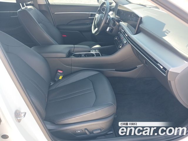Hyundai Sonata The Edge (DN8) 2.0 Exclusive 2024 — фото 17