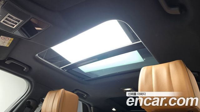 Land Rover Discovery 5 3.0 TD6 HSE Luxury 2017 — фото 21