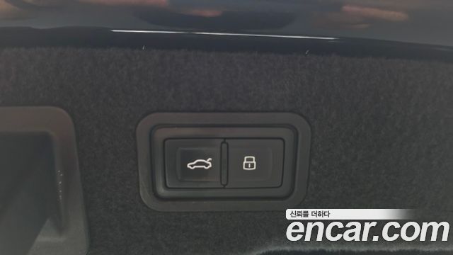 Audi A8 (D5) 55 TFSI Quattro LWB 2020 — фото 21