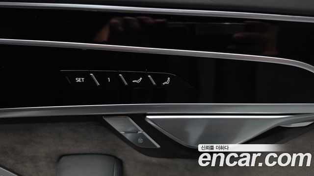 Audi A8 (D5) 55 TFSI Quattro LWB 2020 — фото 40