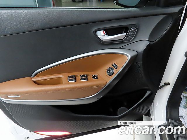 Hyundai Santa Fe The Prime Diesel 2.0 2WD Exclusive Special 2016 — фото 17
