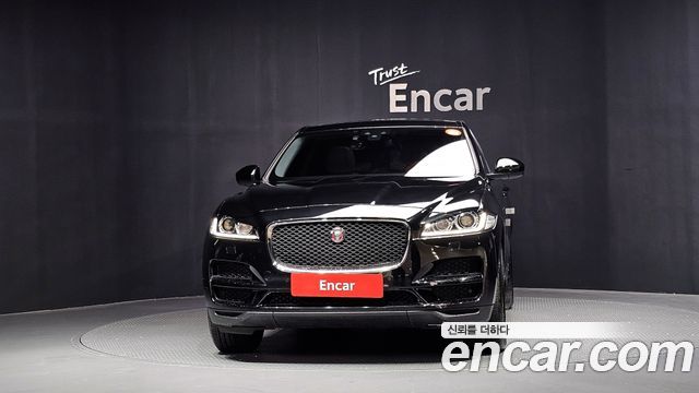 Jaguar F-PACE 20d Prestige 2018 — фото 3