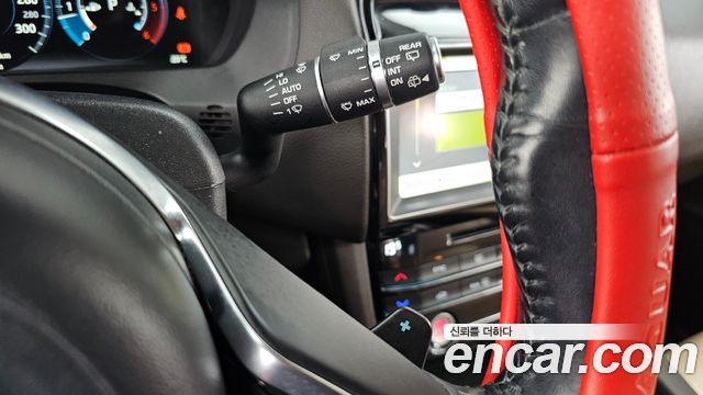 Jaguar F-PACE 20d Prestige 2018 — фото 14