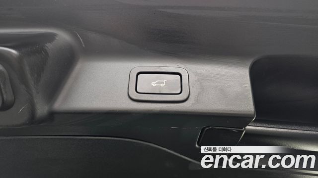 Jaguar F-PACE 20d Prestige 2018 — фото 31