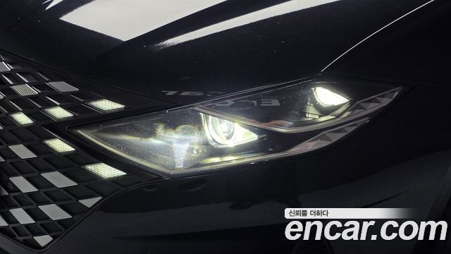 Hyundai Grandeur Hybrid (IG) Le Blanc 2023 — фото 22