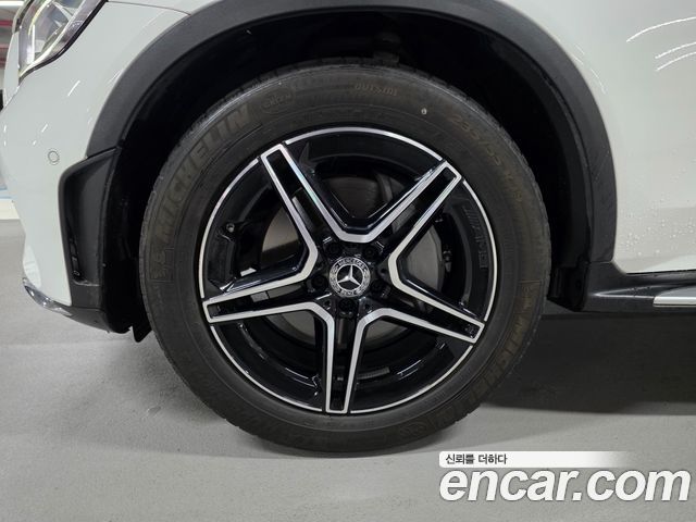 Mercedes-Benz GLC-Class (X253) GLC300 4MATIC Premium 2021 — фото 5
