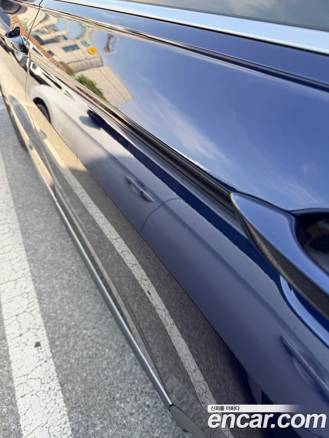 Volkswagen Tiguan Allspace 2.0 TSI Prestige 2023 — фото 3
