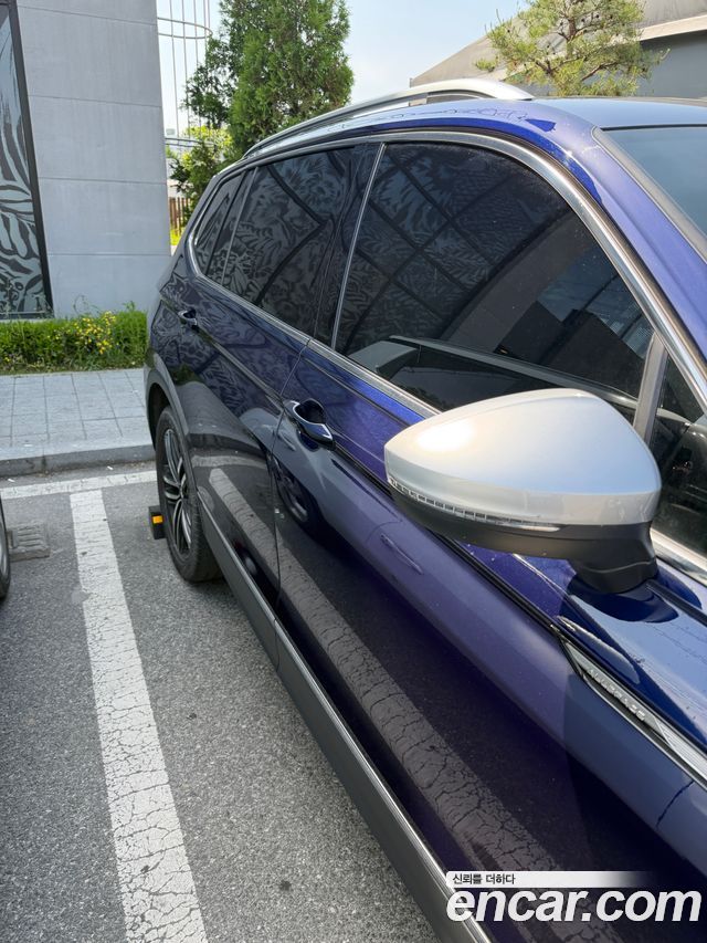 Volkswagen Tiguan Allspace 2.0 TSI Prestige 2023 — фото 6
