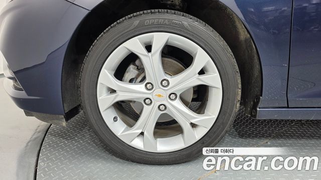 Chevrolet Cruze 1.4 Turbo LT Deluxe 2017 — фото 5