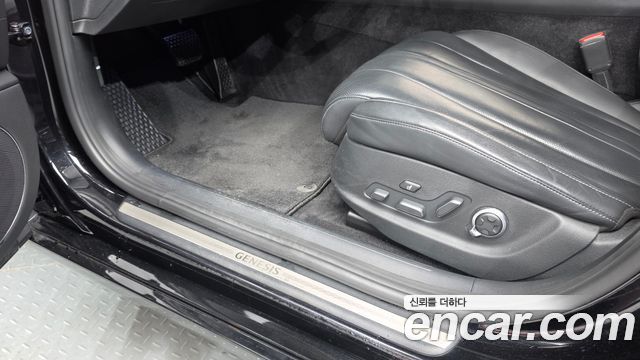 Genesis Electrified G80 (RG3) e-AWD 2022 — фото 29