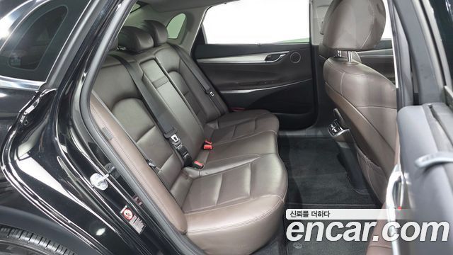 Hyundai Grandeur (IG) 3.0 LPi Rent Car Exclusive 2022 — фото 12