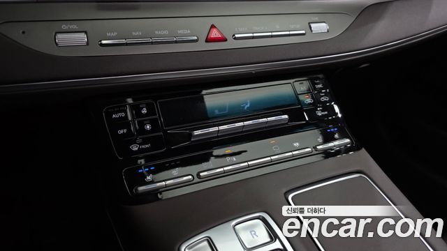 Hyundai Grandeur (IG) 3.0 LPi Rent Car Exclusive 2022 — фото 31