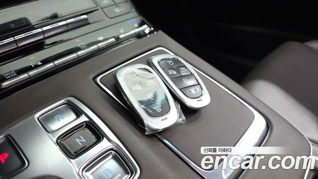 Hyundai Grandeur (IG) 3.0 LPi Rent Car Exclusive 2022 — фото 32