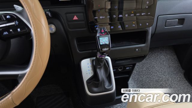 Hyundai Staria L3.5 Tourer 11-Seater Modern 2024 — фото 9