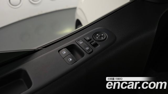 Hyundai Staria L3.5 Tourer 11-Seater Modern 2024 — фото 15