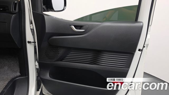 Hyundai Staria L3.5 Tourer 11-Seater Modern 2024 — фото 24