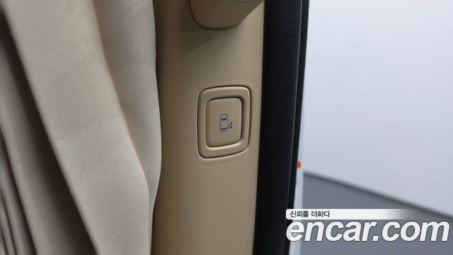 Hyundai Staria L3.5 Tourer 11-Seater Modern 2024 — фото 33