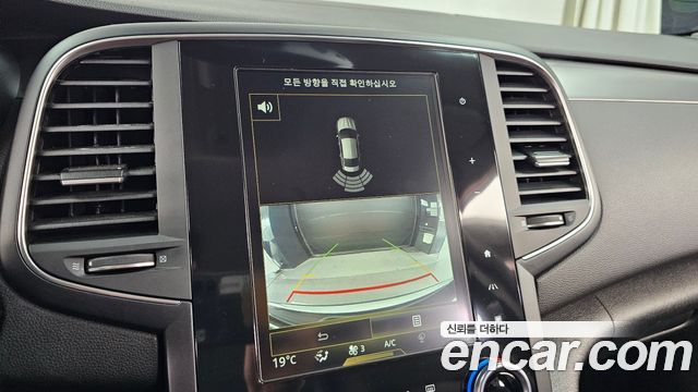Renault Korea SM6 2.0 LPe SE 2020 — фото 14