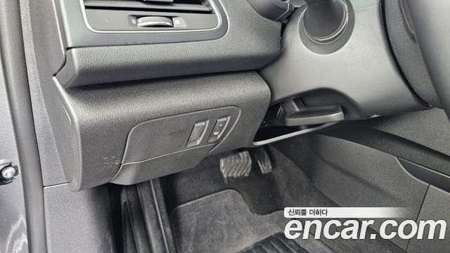 Renault Korea SM6 2.0 LPe SE 2020 — фото 28