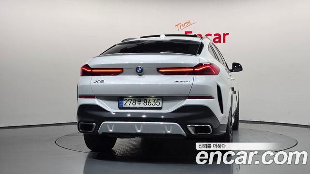 BMW X6 (G06) xDrive40i M Sport 2024 — фото 4