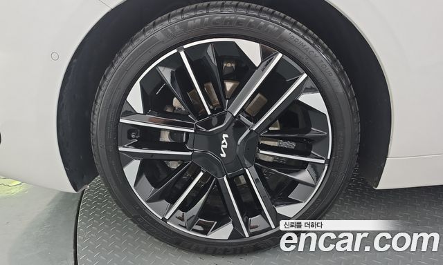 Kia K8 Hybrid Signature 2025 — фото 5