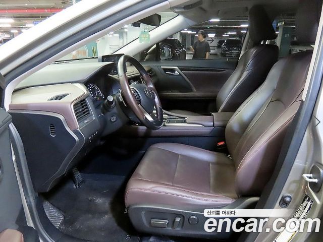 Lexus RX450hL (IV) Luxury Plus 2021 — фото 6