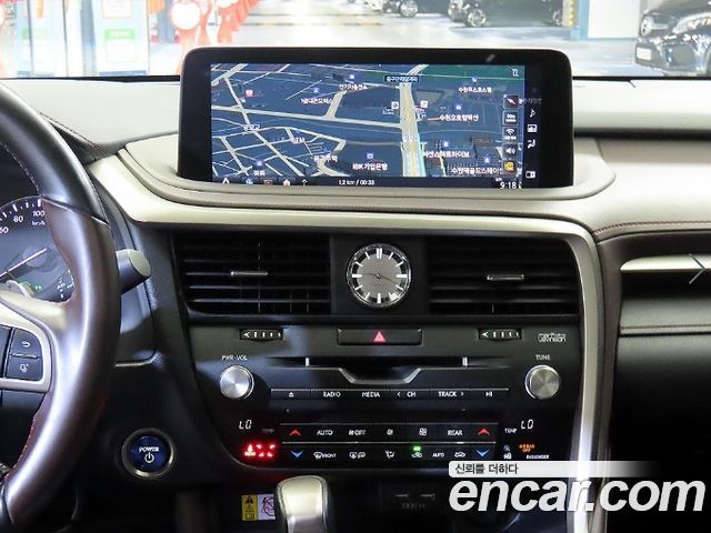 Lexus RX450hL (IV) Luxury Plus 2021 — фото 15