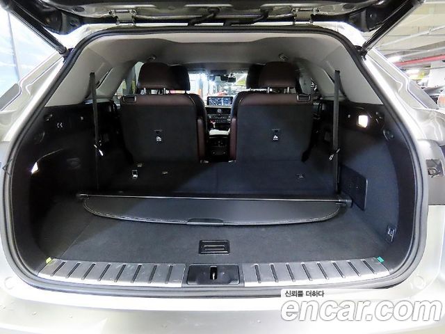 Lexus RX450hL (IV) Luxury Plus 2021 — фото 20