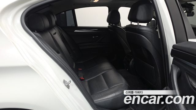 BMW 5 Series (F10) 520d 2015 — фото 12