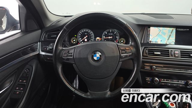 BMW 5 Series (F10) 520d 2015 — фото 13