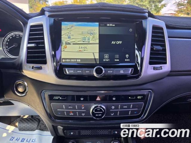 KG Mobility (SsangYong) Rexton Sports Khan Diesel 2.2 4WD Professional X (5-Link) 2019 — фото 10