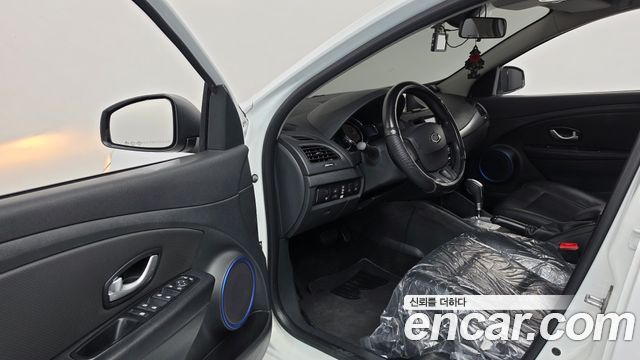 Renault Korea SM3 Z.E. SE 2019 — фото 10