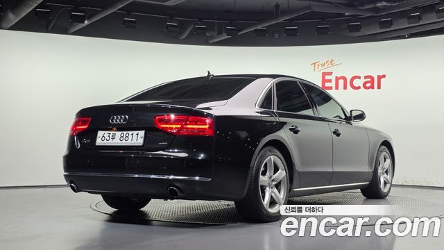 Audi A8 4.2 FSI Quattro D4 2011 — фото 2
