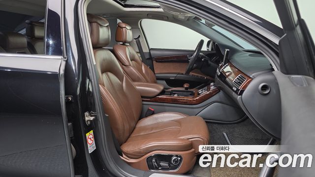 Audi A8 4.2 FSI Quattro D4 2011 — фото 11
