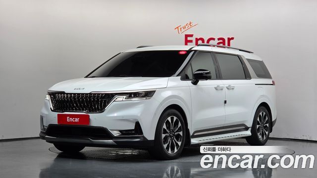 Kia Carnival (IV) Gasoline 7-Seater Signature 2023 — фото 1