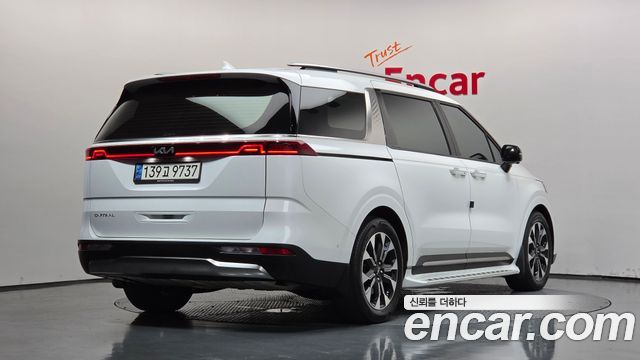 Kia Carnival (IV) Gasoline 7-Seater Signature 2023 — фото 2