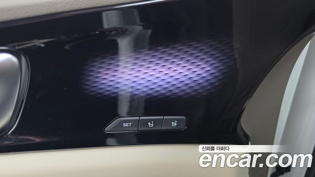 Kia Carnival (IV) Gasoline 7-Seater Signature 2023 — фото 15