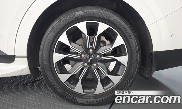 Kia Carnival (IV) Gasoline 7-Seater Signature 2023 — фото 21