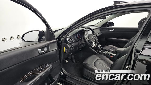 Kia K5 (II) 2.0 MX Prestige 2018 — фото 10