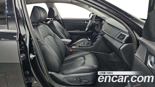 Kia K5 (II) 2.0 MX Prestige 2018 — фото 11