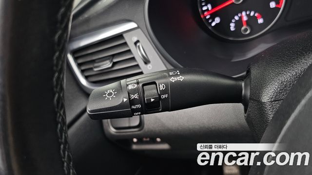 Kia K5 (II) 2.0 MX Prestige 2018 — фото 19