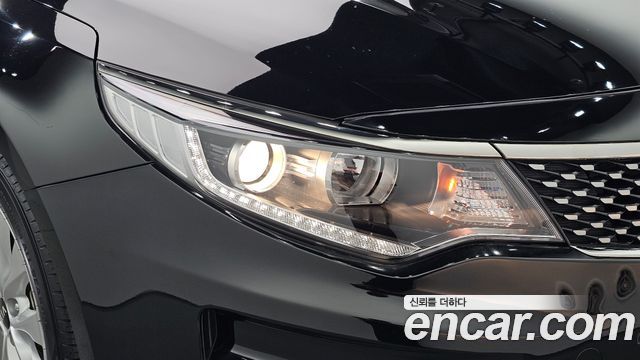 Kia K5 (II) 2.0 MX Prestige 2018 — фото 22