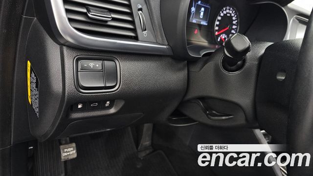 Kia K5 (II) 2.0 MX Prestige 2018 — фото 27