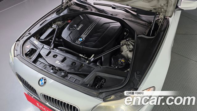 BMW 5 Series (F10) 520d 2013 — фото 6