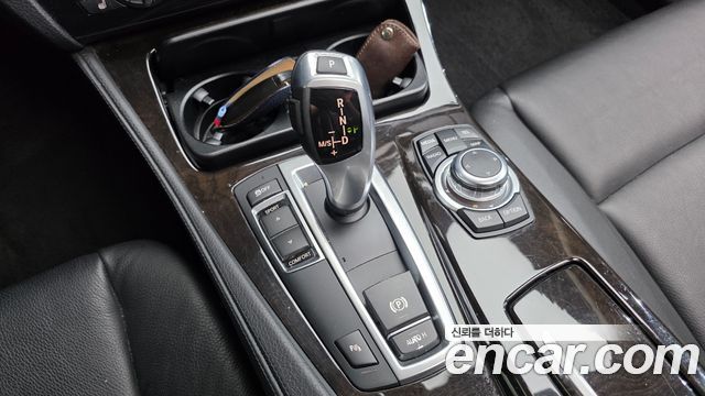 BMW 5 Series (F10) 520d 2013 — фото 9